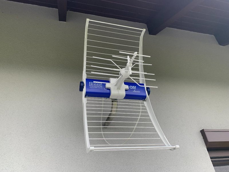 Montaż serwis anten satelitarnych