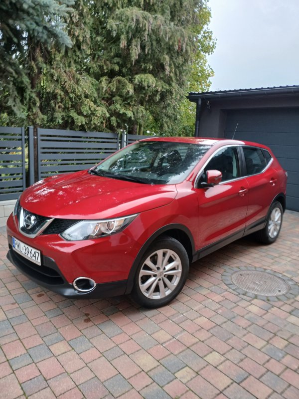 Sprzedam Nissan Qashqai 1,2 DIG T Benzyna