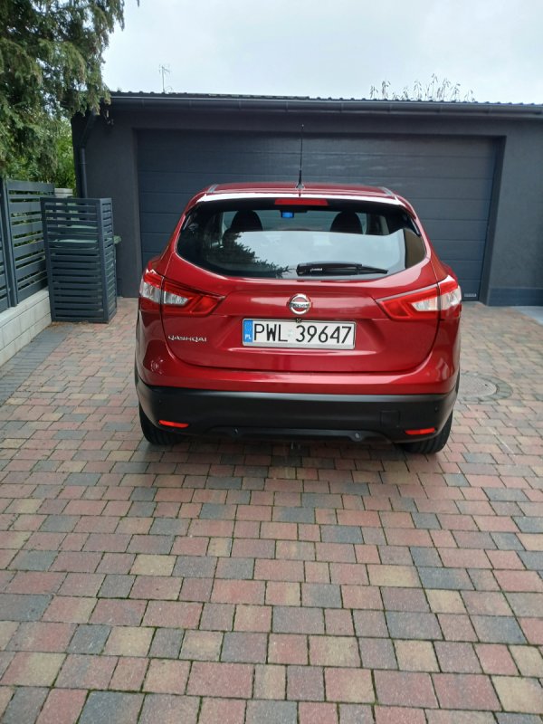 Sprzedam Nissan Qashqai 1,2 DIG T Benzyna - 03 Sprzedam Nissan Qashqai 1,2 DIG T Benzyna - 03