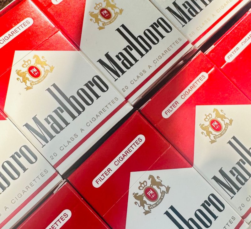 Marlboro NZ cienkie mentolowe i E Papierosy - 02 Marlboro NZ cienkie mentolowe i E Papierosy - 02