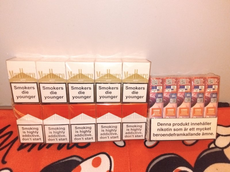 Marlboro NZ cienkie mentolowe i E Papierosy - 04 Marlboro NZ cienkie mentolowe i E Papierosy - 04