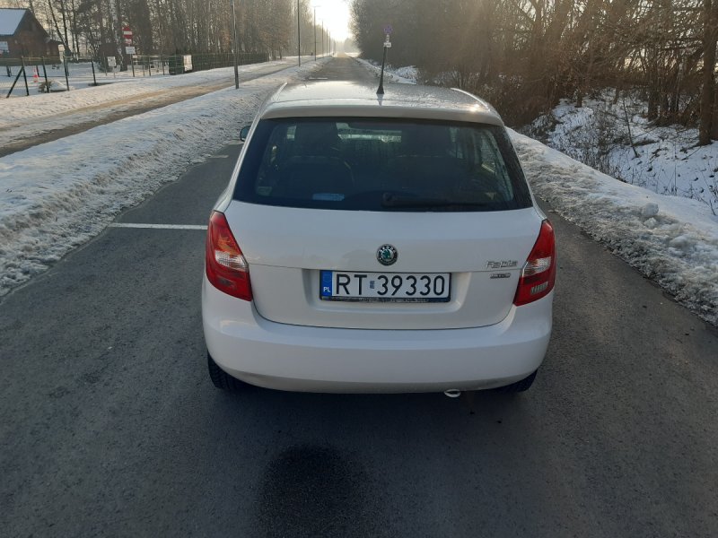 Sprzedam samochód - 03 Sprzedam samochód - 03