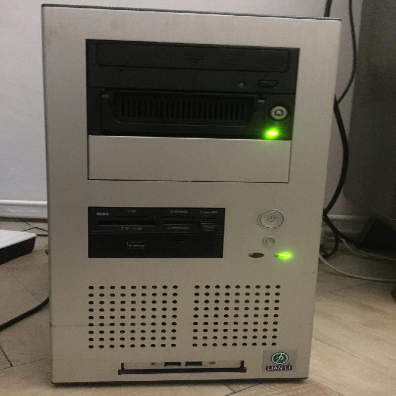 Komputer PC Intel Pentium 3GHz 8GB RAM - 01