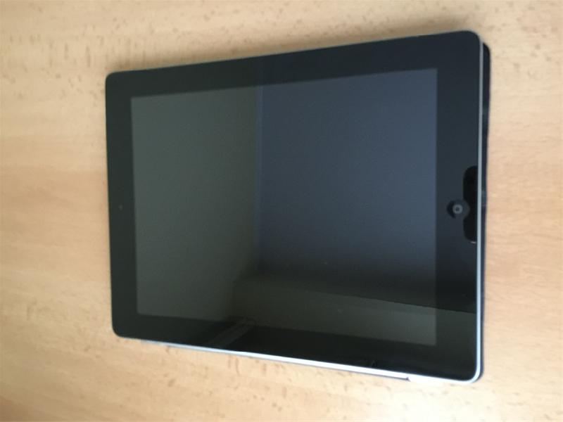 Tablet iPad 2 na części - 01 Tablet iPad 2 na części - 01