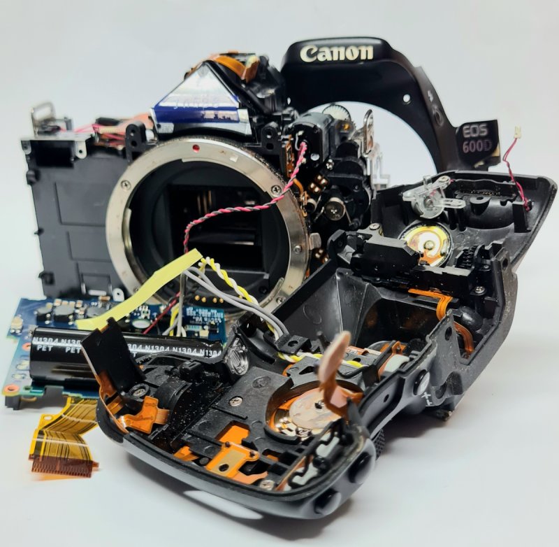 CANON Naprawa Serwis Aparatów Fotograficznych i Obiektywów POZNAŃ - 01