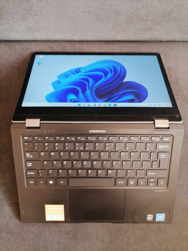 Laptopy tablety smartfony nowe i używane z funkcją tabletu - 05