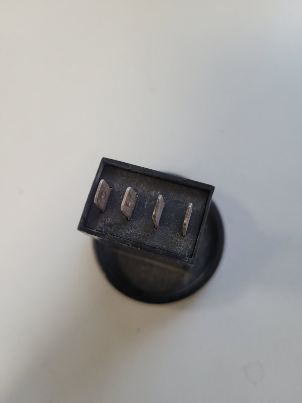 Licznik naładowania baterii BAUSER 24V 827 - 02