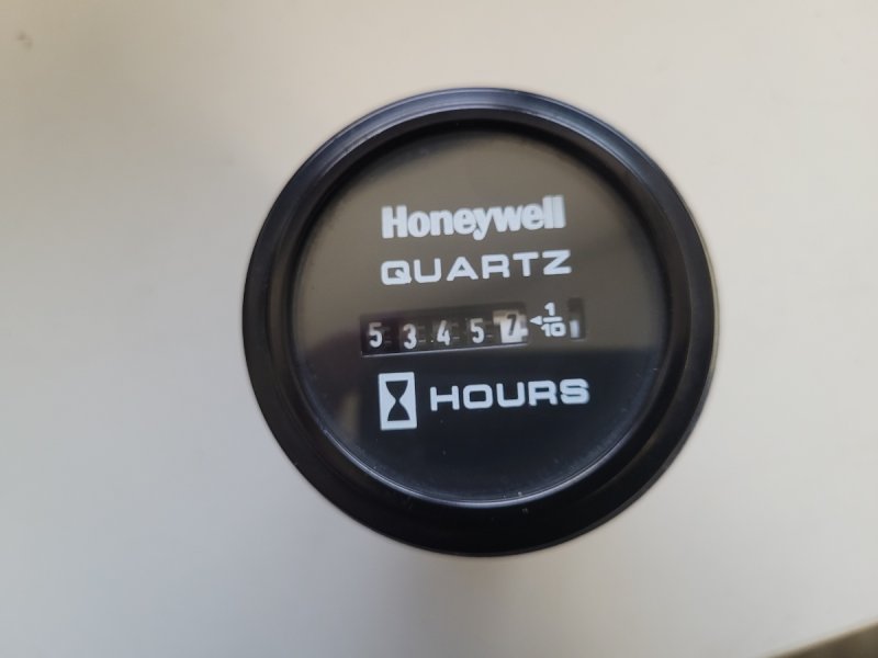 Licznik motogodzin Honeywell Quartz