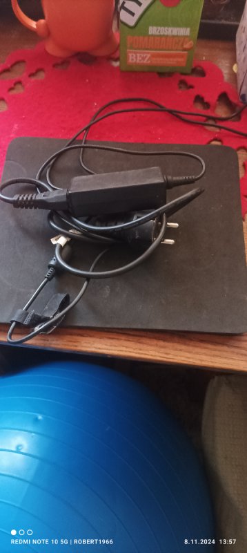 Sprzedam laptopa Lenovo G 585 używany