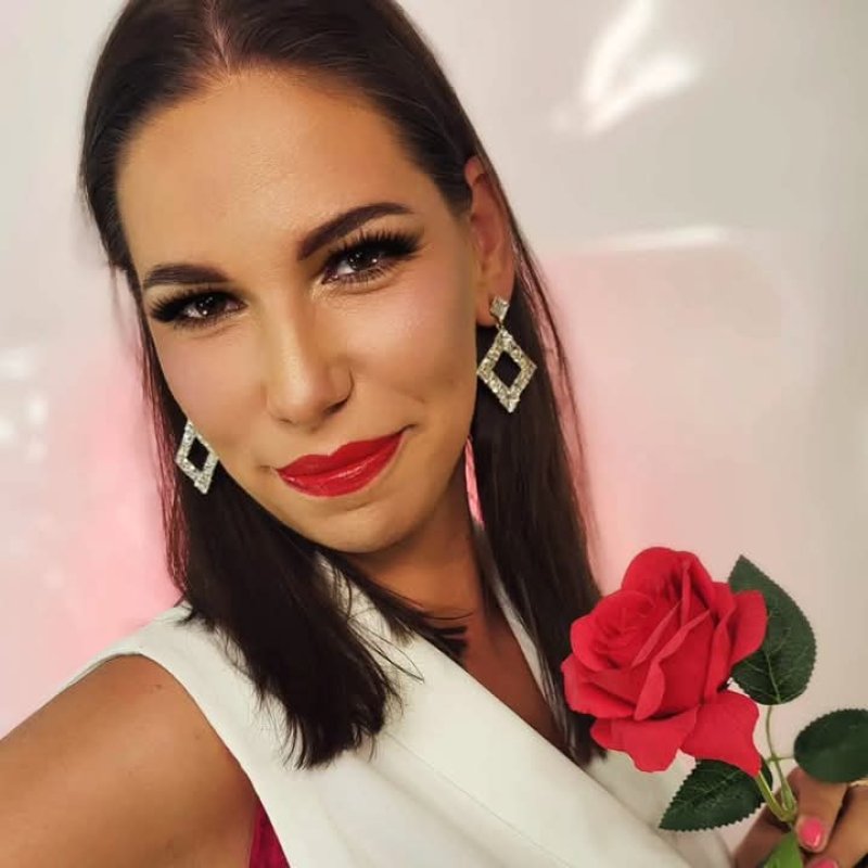 Pani szuka
