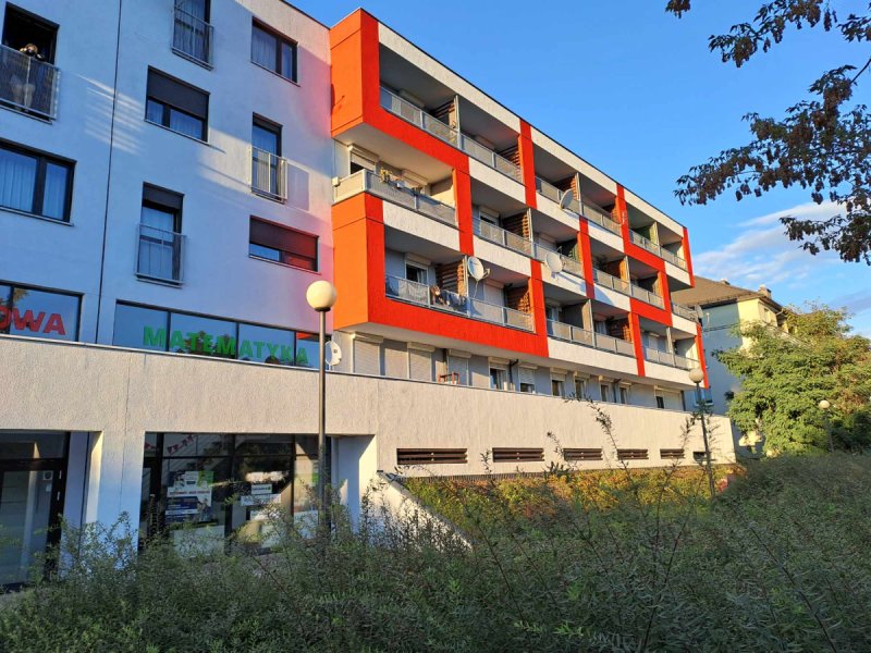 Wynajmę kawalerkę z balkonem - 03