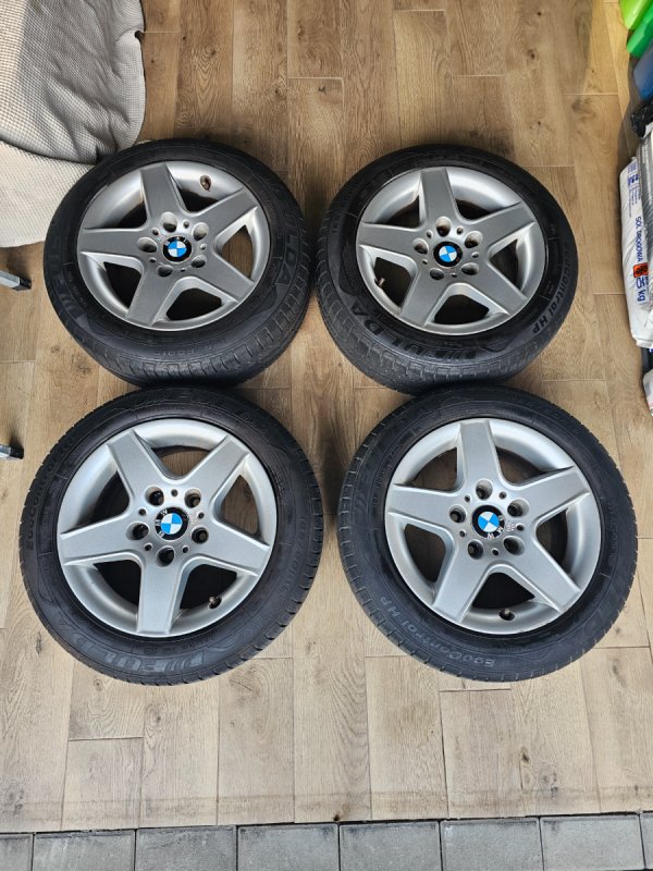 Oryginalne felgi do BMW E46 z oponami letnimi - 06