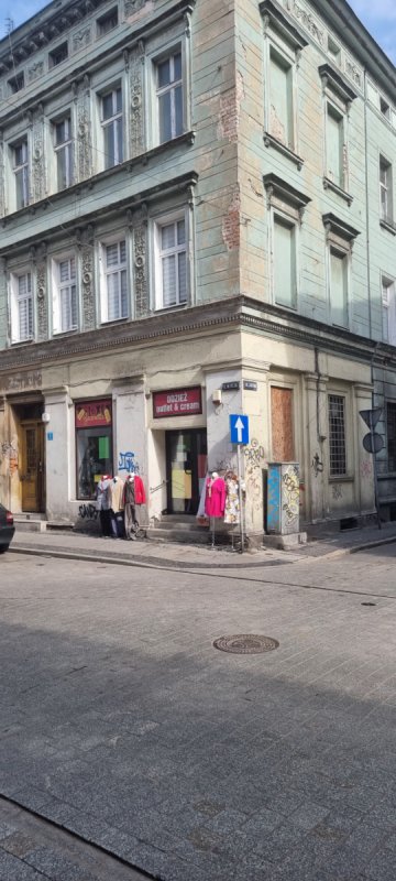 Sprzedam lub wynajme lokal w Centrum Brzegu