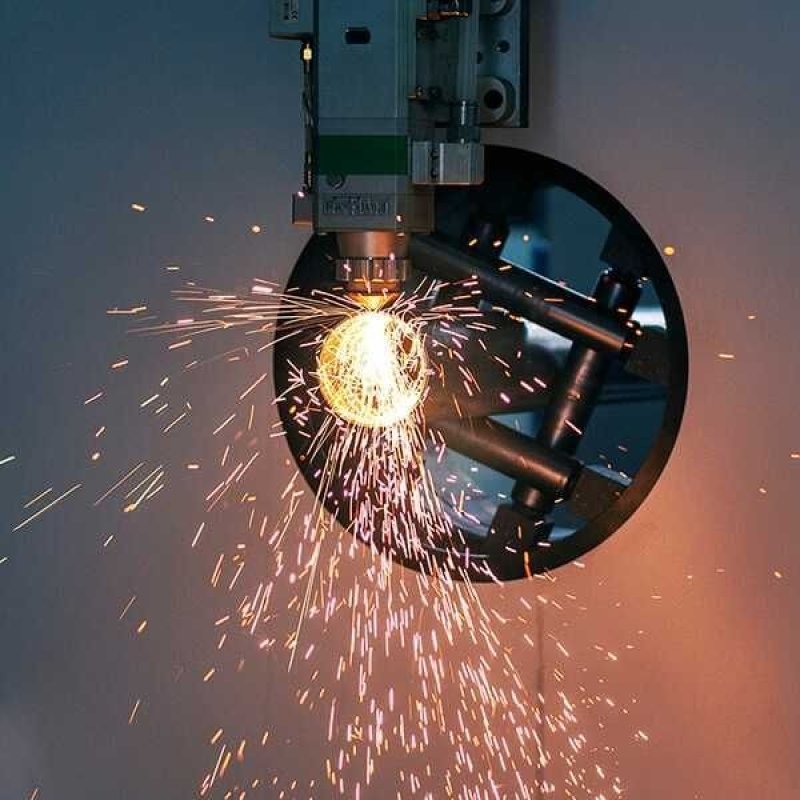 Wycinarka Laserowa Fiber do rur profili Weni 6kW - 01