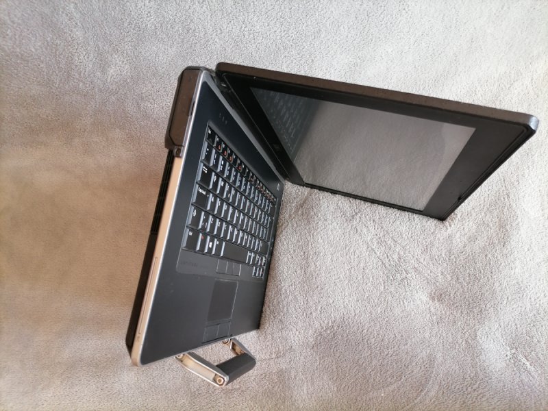 Pancerny DELL ATG do diag cor i5 dotyk WIN 10 16GB - 02