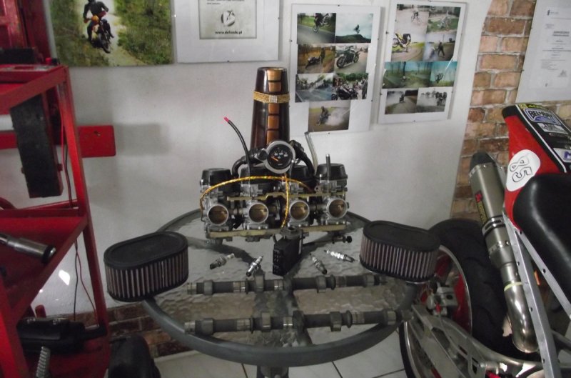 Budowa motocykli typ CAFE RACER tuning engine wk1 - 01