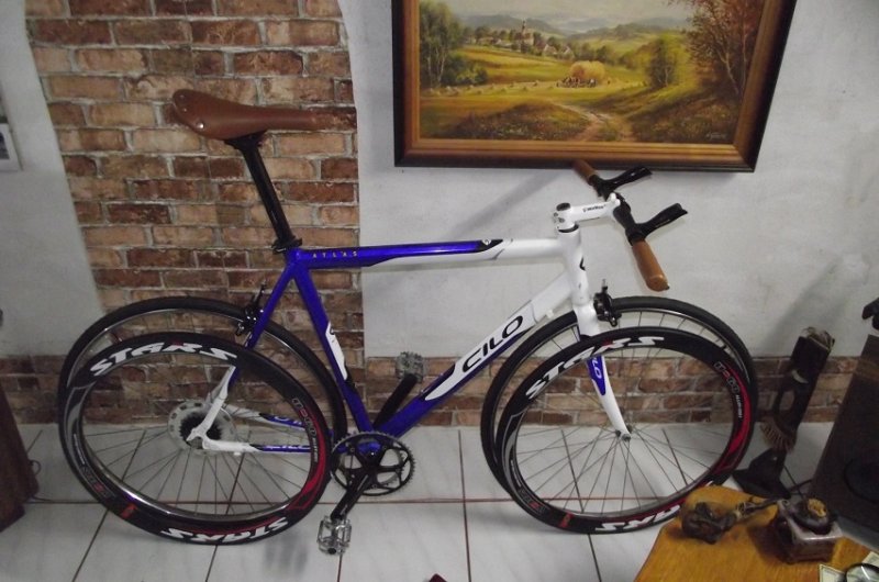 Ksiazka (CD) Defendu wk1 bike - 01