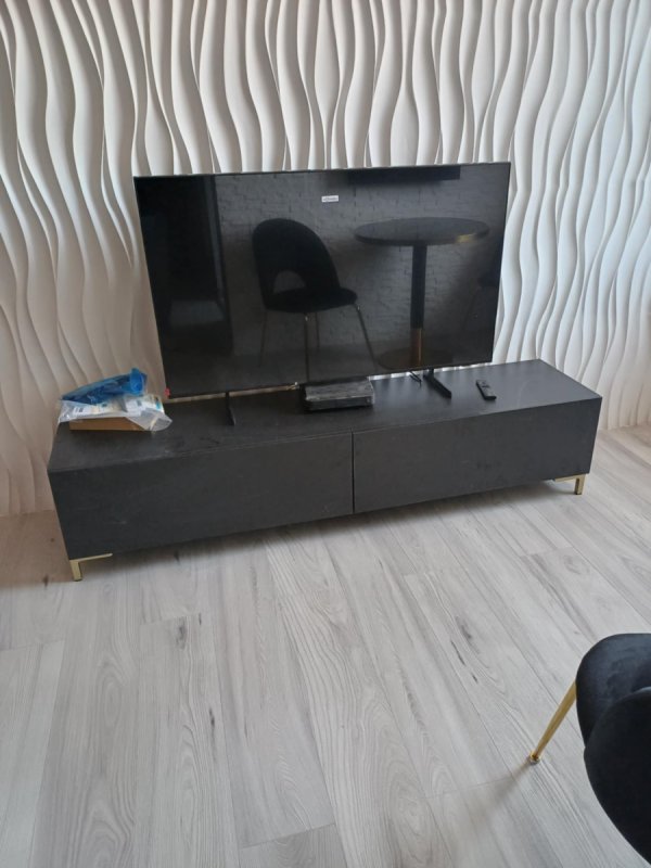 Śliczna szafka rtv