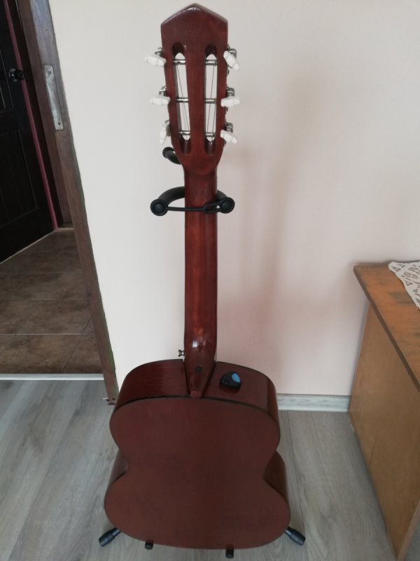 Sprzedanie Gitara elektroakustyczna. - 01