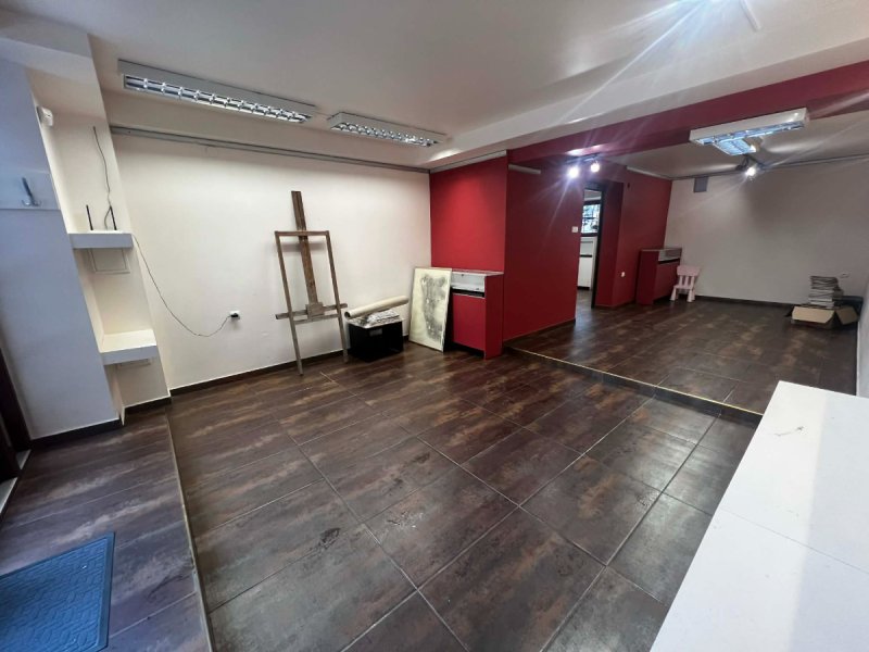 Wynajmę lokal w Myślenicach - 03