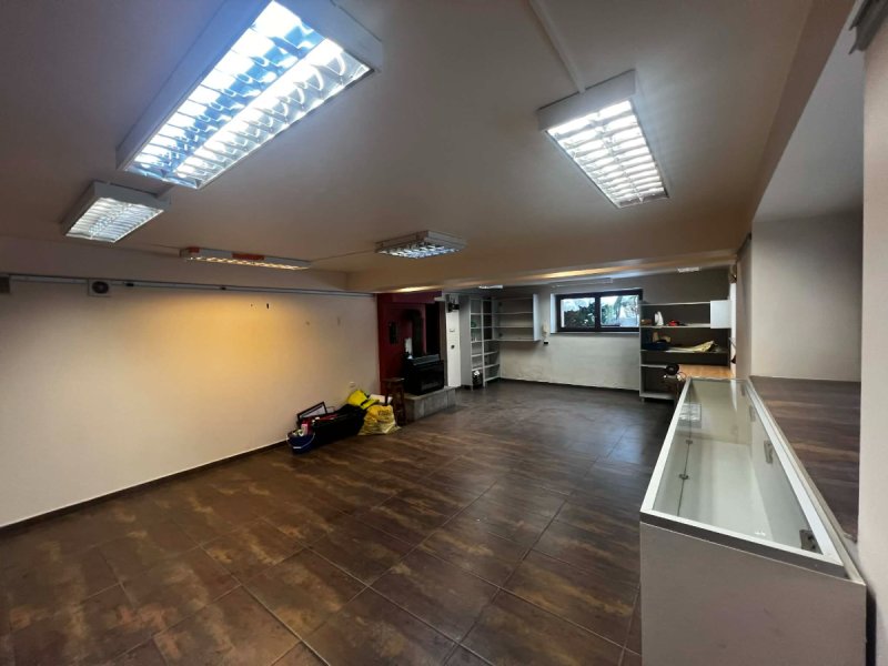 Wynajmę lokal w Myślenicach - 04