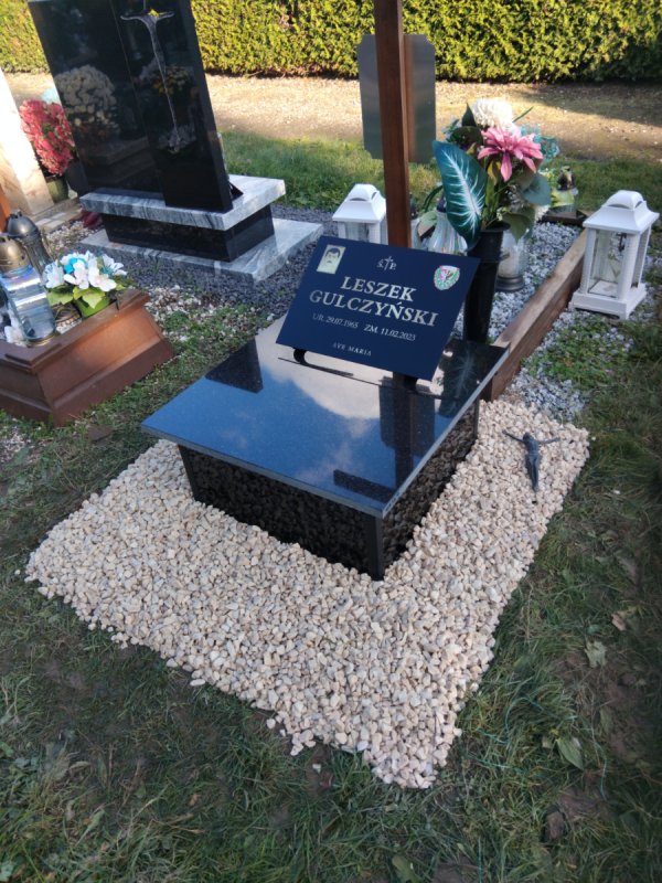 Nagrobek nagrobki montaz gratis - 02