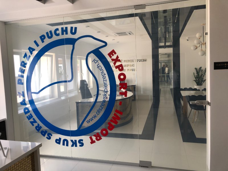 Folia inteligentna na szkle, ścianki działowe