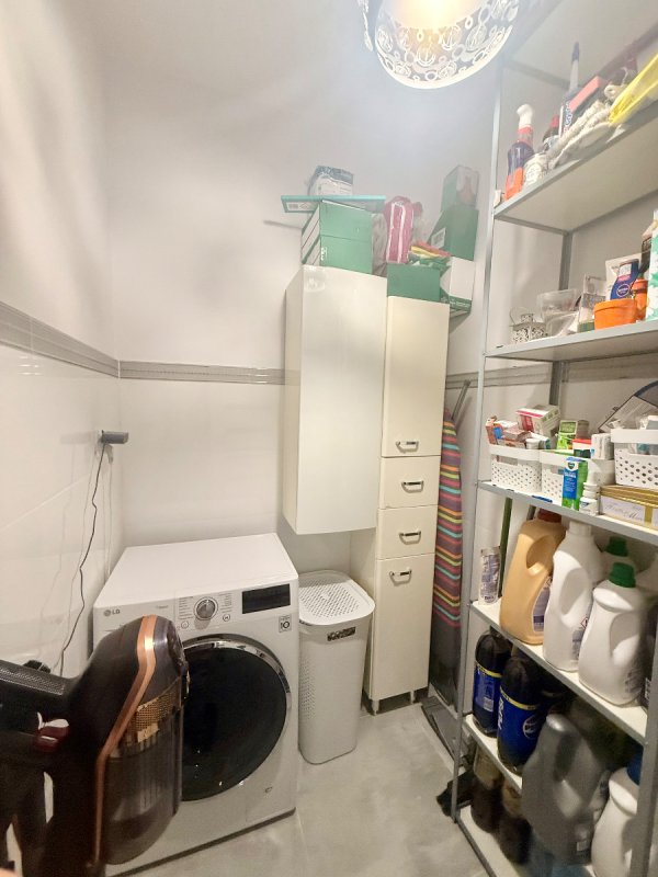 Segment na sprzedaż - 02