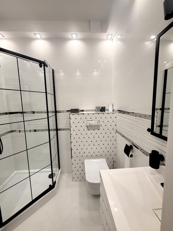 Segment na sprzedaż - 03