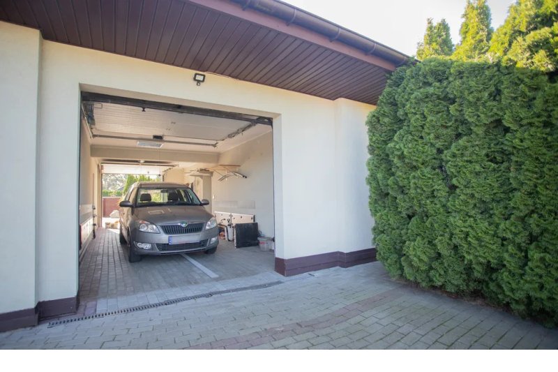 Parterowy dom koło Pabianic, Fotowoltaika, Solary - 05