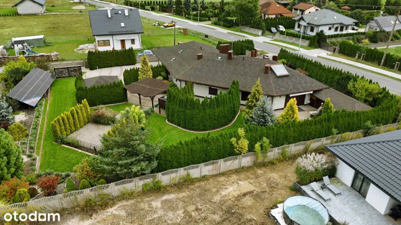 Parterowy dom koło Pabianic, Fotowoltaika, Solary - 06