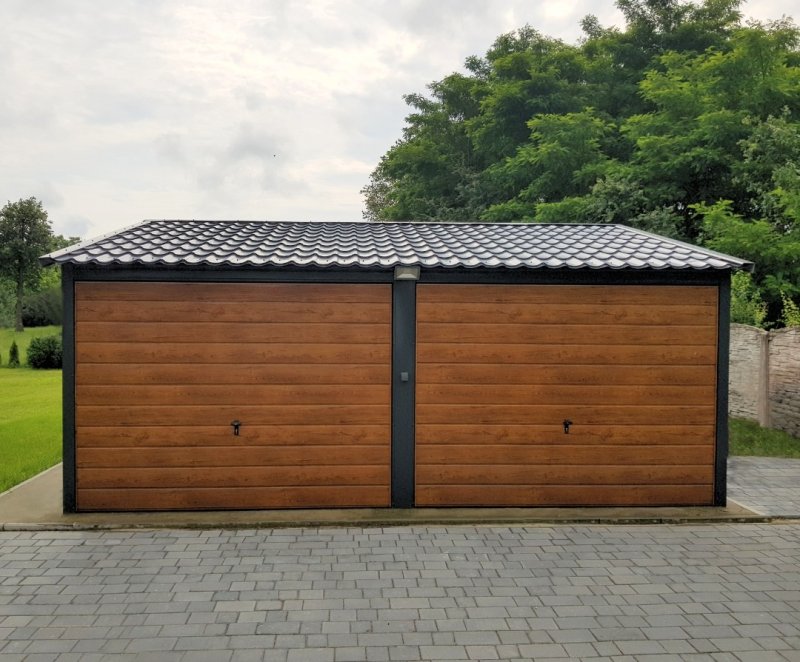 Garaże drewnopodobne i akrylowe 6m x 6m z blachoda - 04