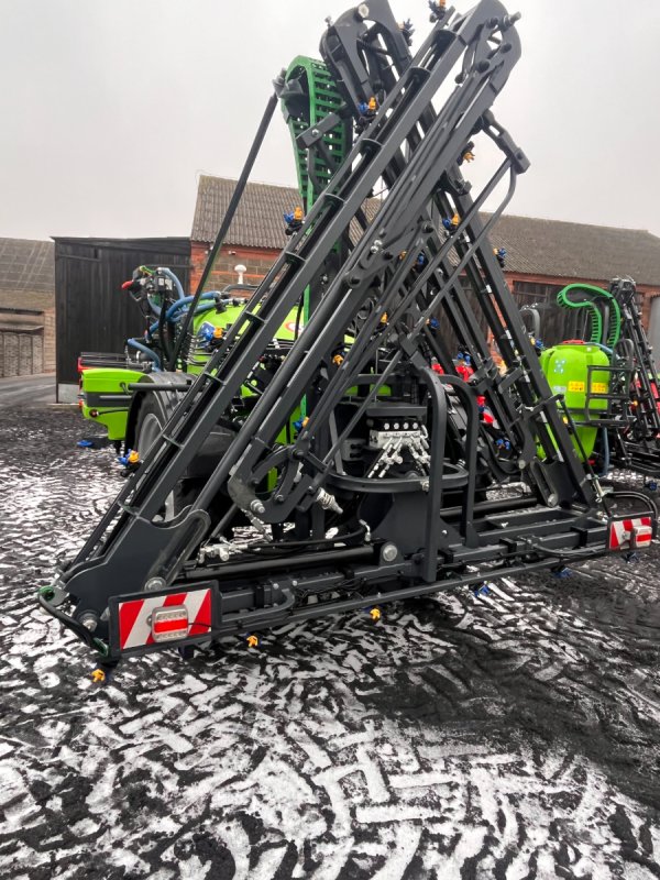 Opryskiwacz zaczepiany - 03