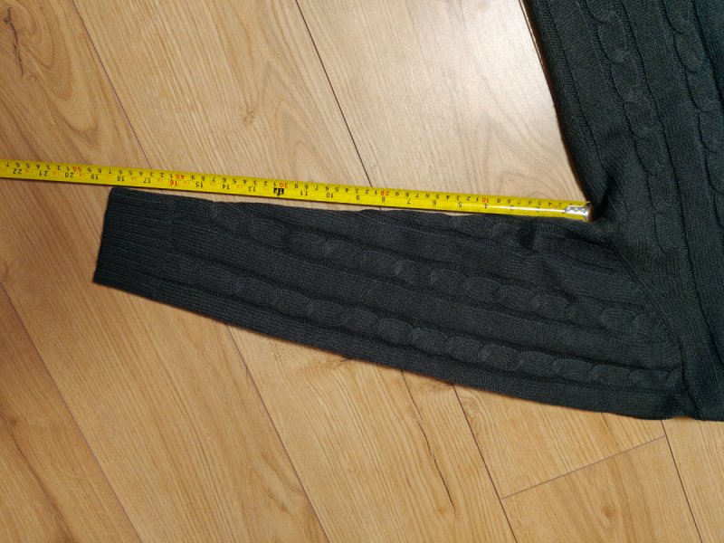 Oddam sweter LACOSTE roz. L - 01 Oddam sweter LACOSTE roz. L - 01