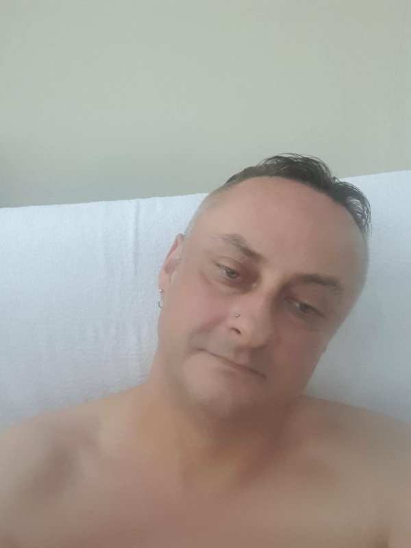 Pan chetny na zabawe w zamian,,,, - 02