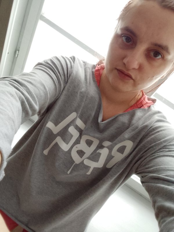 Zdjęcia i filmy kamerki i spodkanie