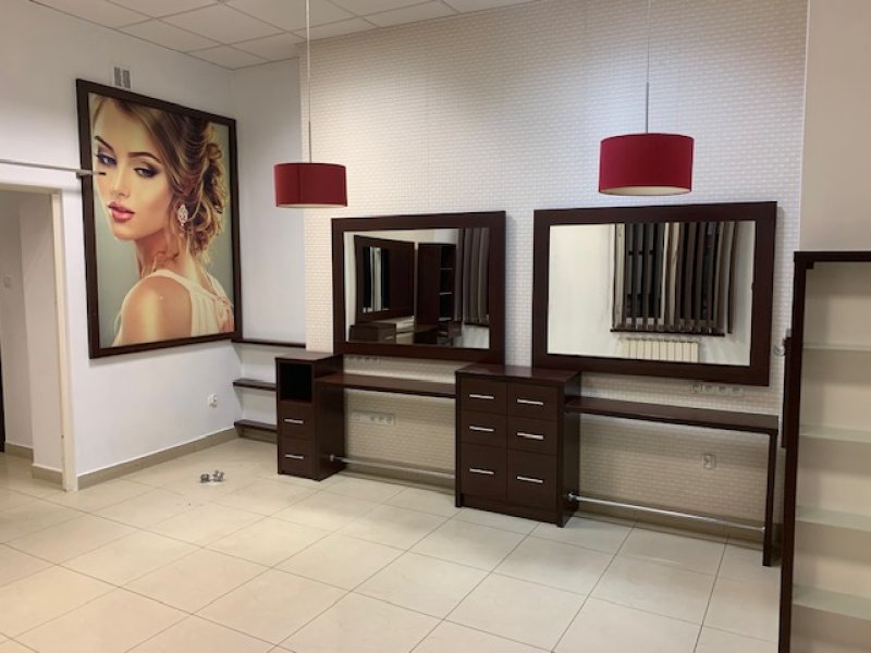 Do wynajęcia lokal biurowo / usługowo 74mkw.