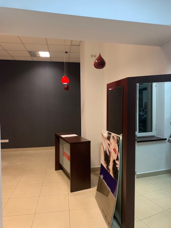 Do wynajęcia lokal biurowo / usługowo 74mkw. - 02