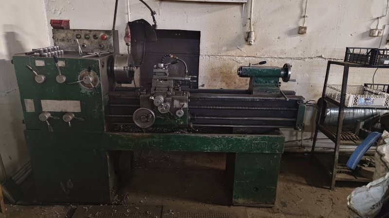 Tokarka uniwersalna TUM 35 polska produkcja