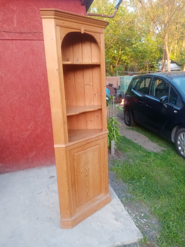 Witryna narożna Sosnowa - 02 Witryna narożna Sosnowa - 02