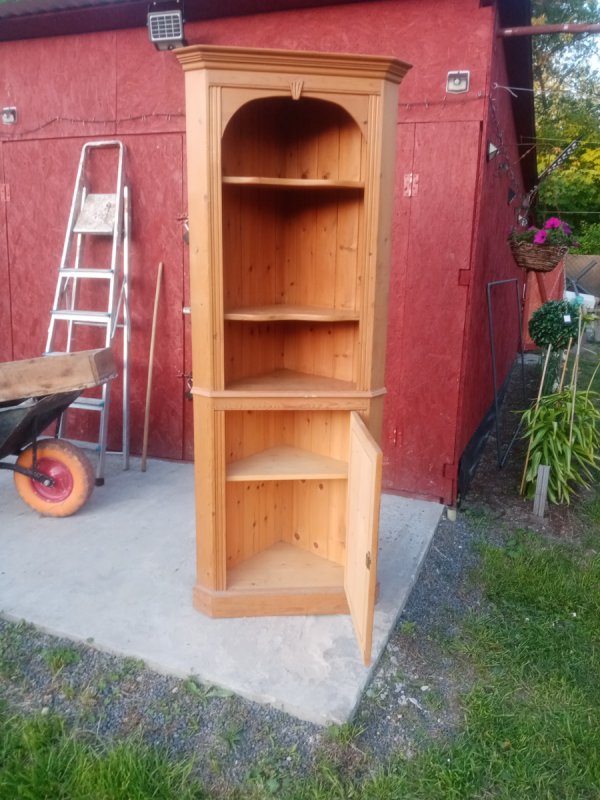 Witryna narożna Sosnowa - 04 Witryna narożna Sosnowa - 04