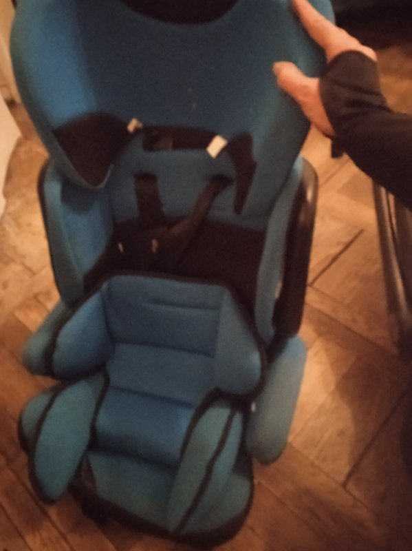 Fotelik samochodowy nosidełko i fotelik do karmienia - 03