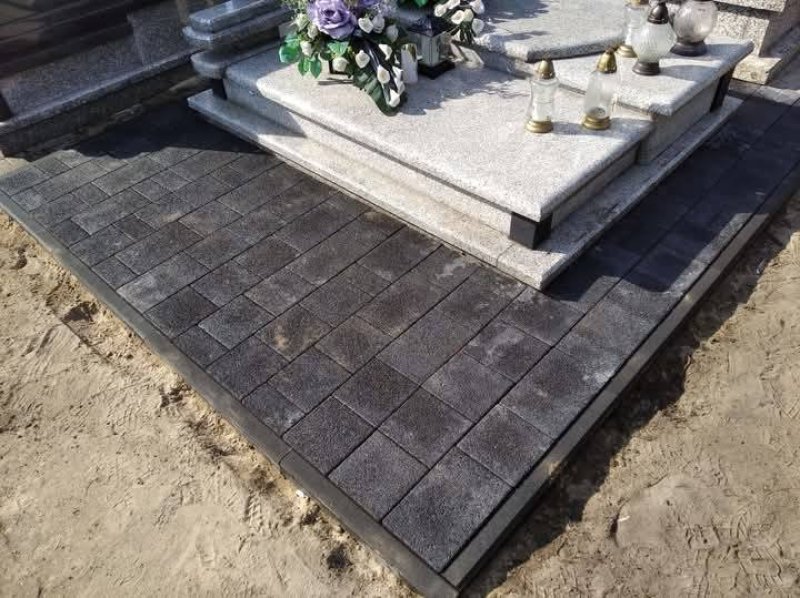 Układanie kostki brukowej - 01