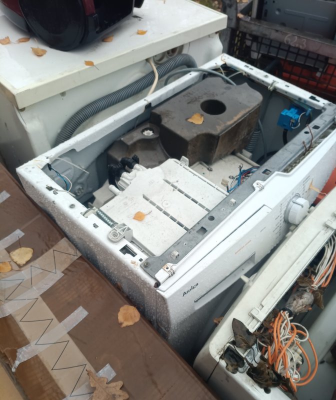 Odbiór elektrośmieći i starego AGD - 03