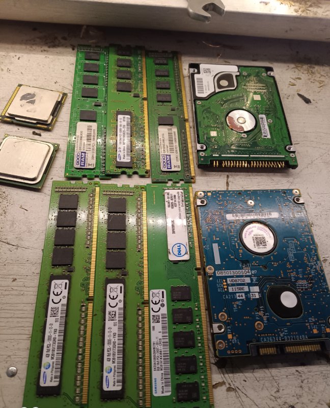 Odbiór elektrośmieći i starego AGD - 04