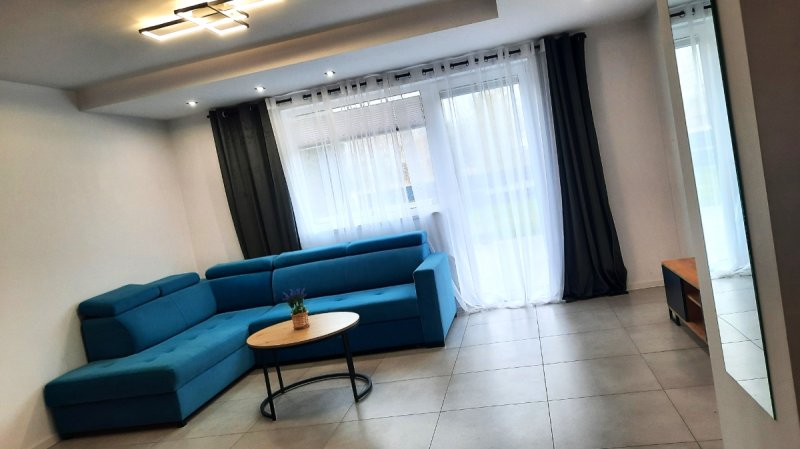 DOM z ogródkiem , bezobsługowe ogrzewanie - 01