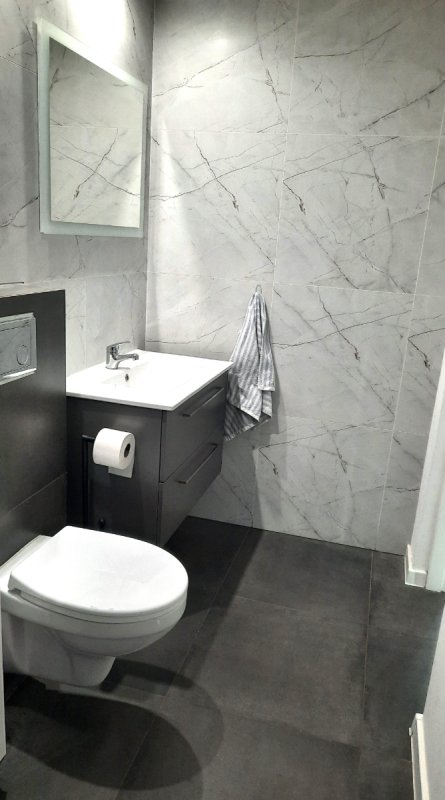 DOM z ogródkiem , bezobsługowe ogrzewanie - 04