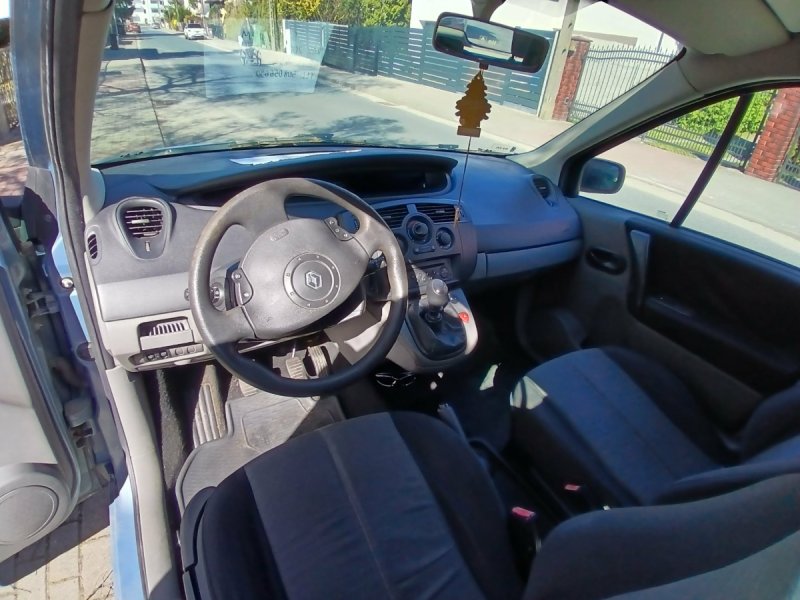 Sprzedaż auta Renault Scenic 2006