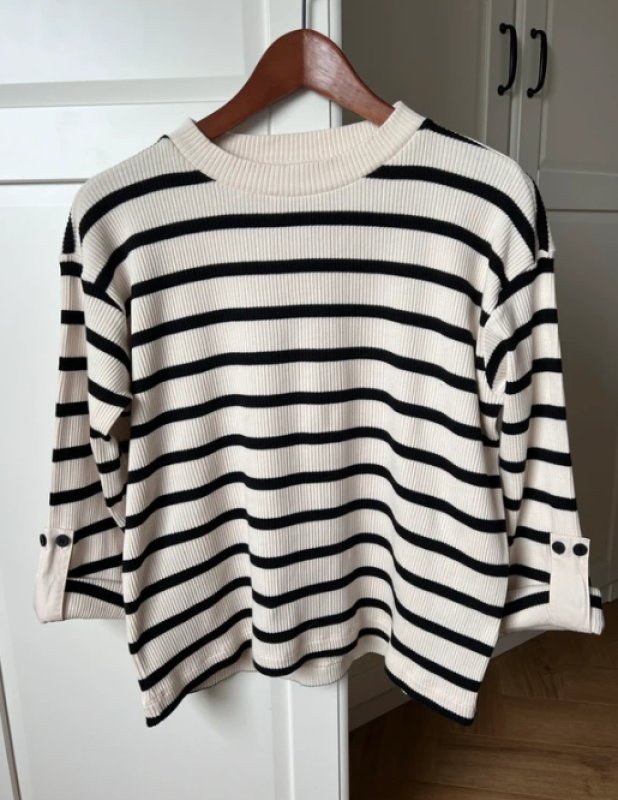 Sweter w paski - 02 Sweter w paski - 02