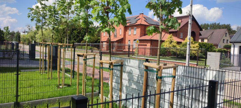 80 km od Warszawy willa 440m2 w centrum Kozienic